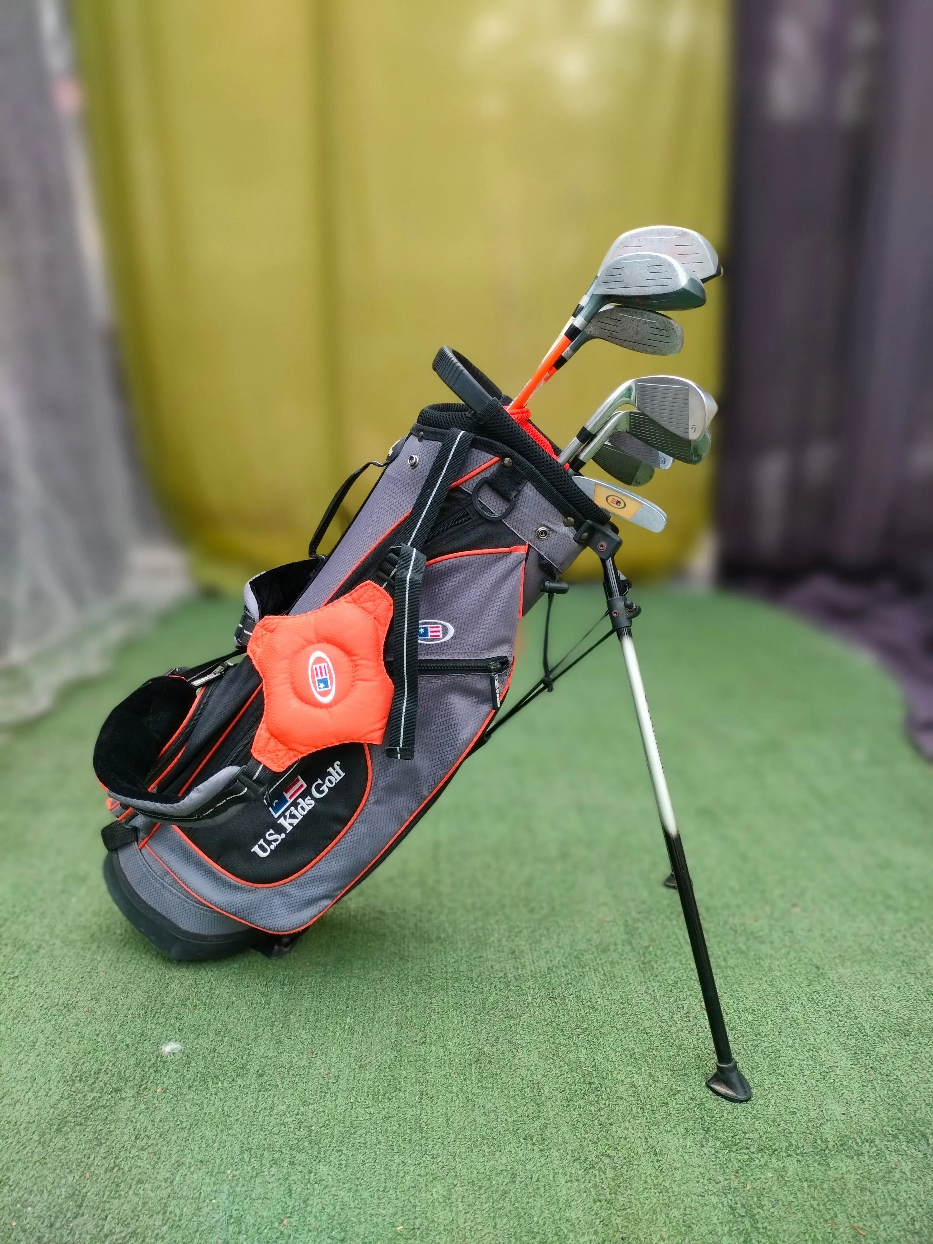 Elite Ultra-Light Kids Golf Clubs Set