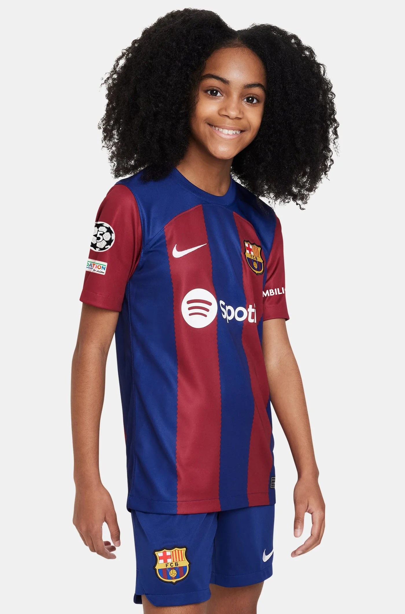 FC Barcelona Children's Home Jersey 23/24 - Junior - LEWANDOWSKI