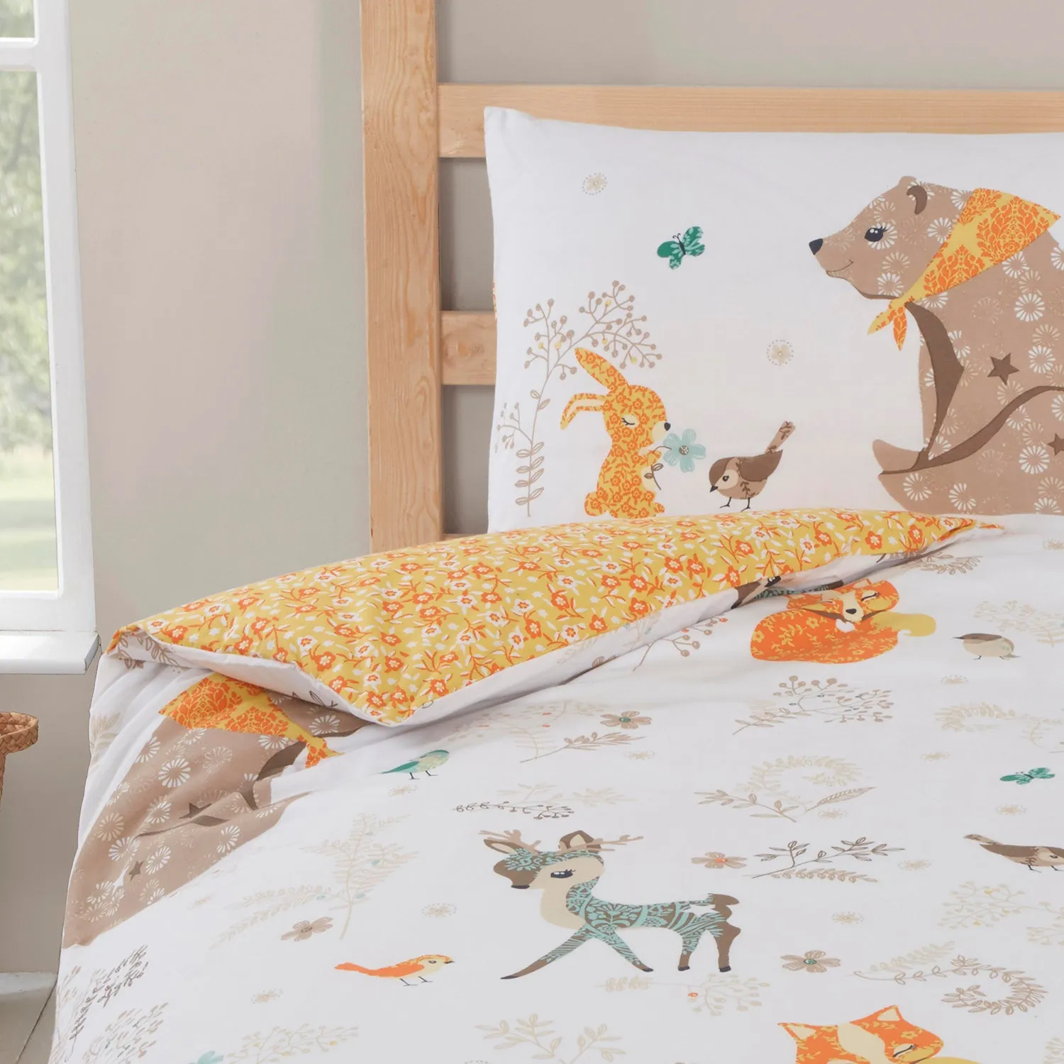 Fitted Sheet with Woodland Friends Design for Kids