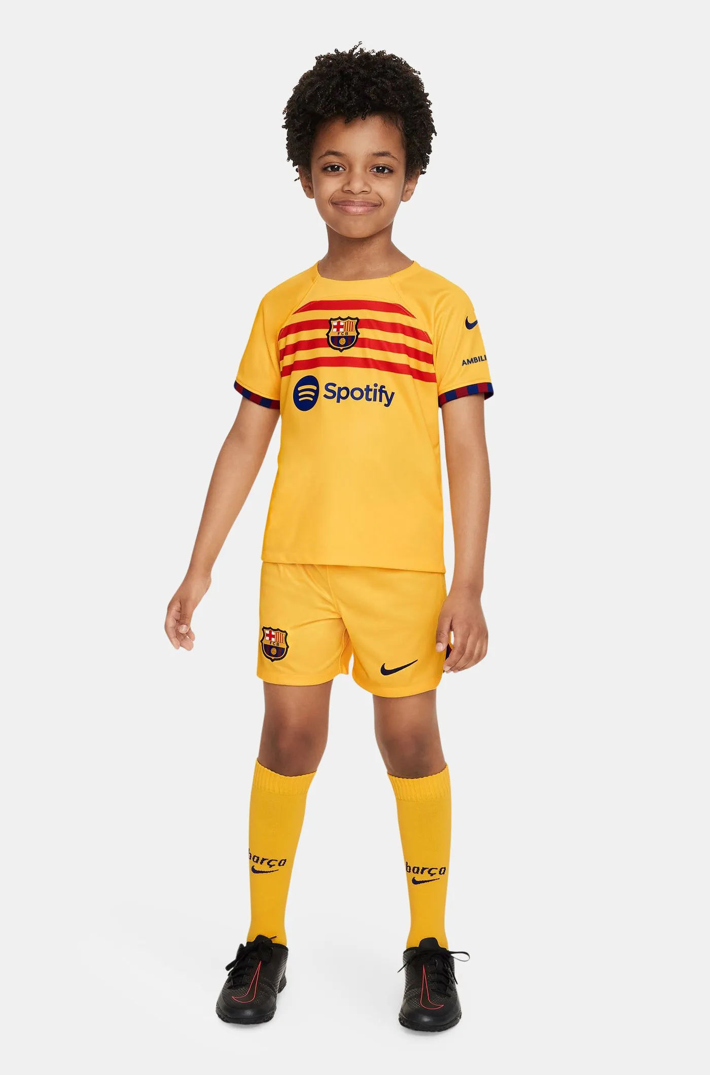 R. ARAUJO FC Barcelona Kit 22/23