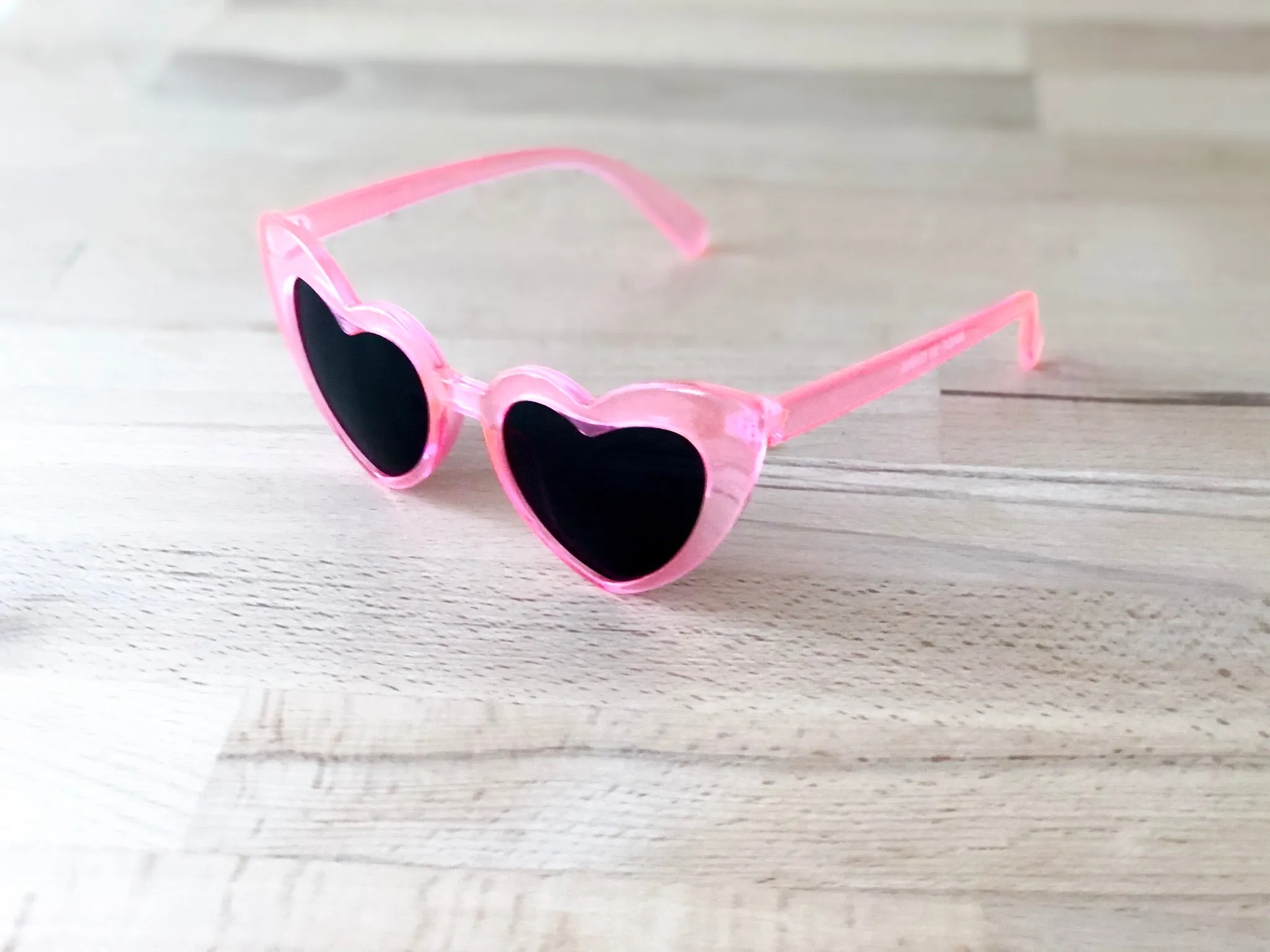 Sunglasses heart Pink flamingo one pair left